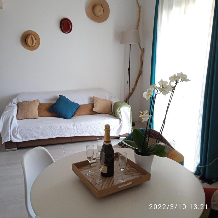 圣马克西姆Azzura, Duplex Lumineux Acces Direct A La Plage公寓 外观 照片